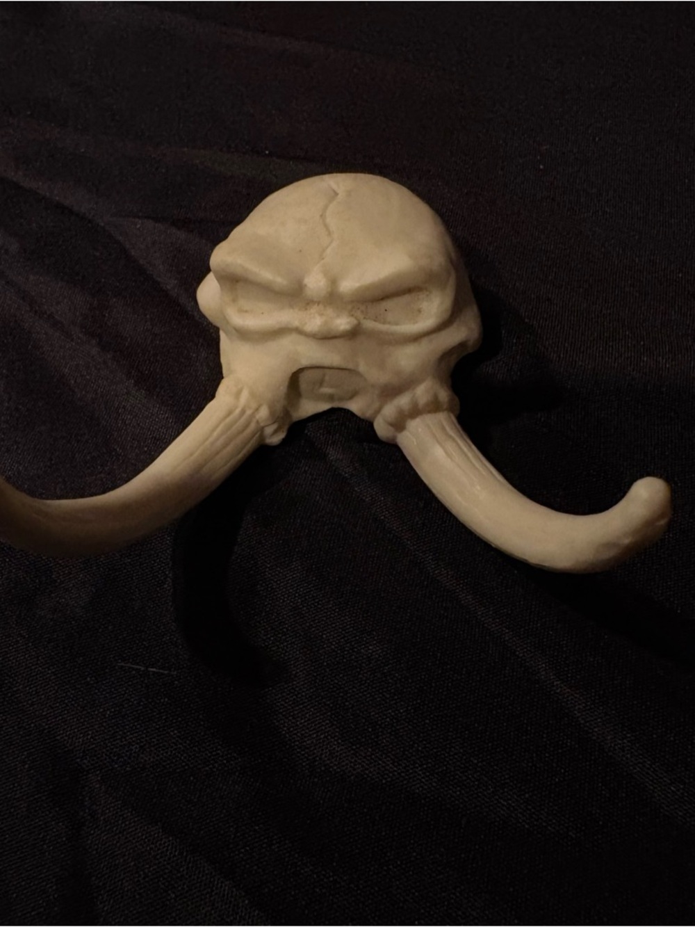 1994 The Lion King Pride Rock Elephant Bones Skull Only From  Disney Replacement
